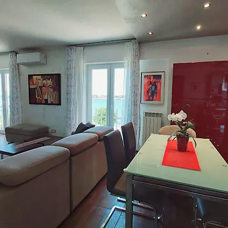 Bella Vista Superior